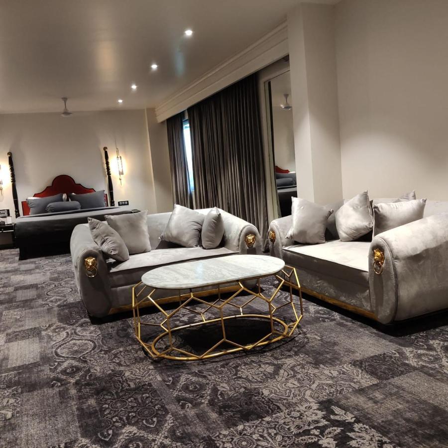 The Saga Hotel نيودلهي المظهر الخارجي الصورة